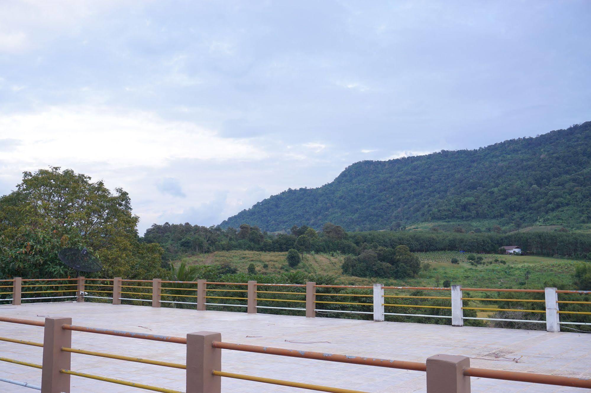 Phurua Bussaba Resort & Spa Löj Kültér fotó
